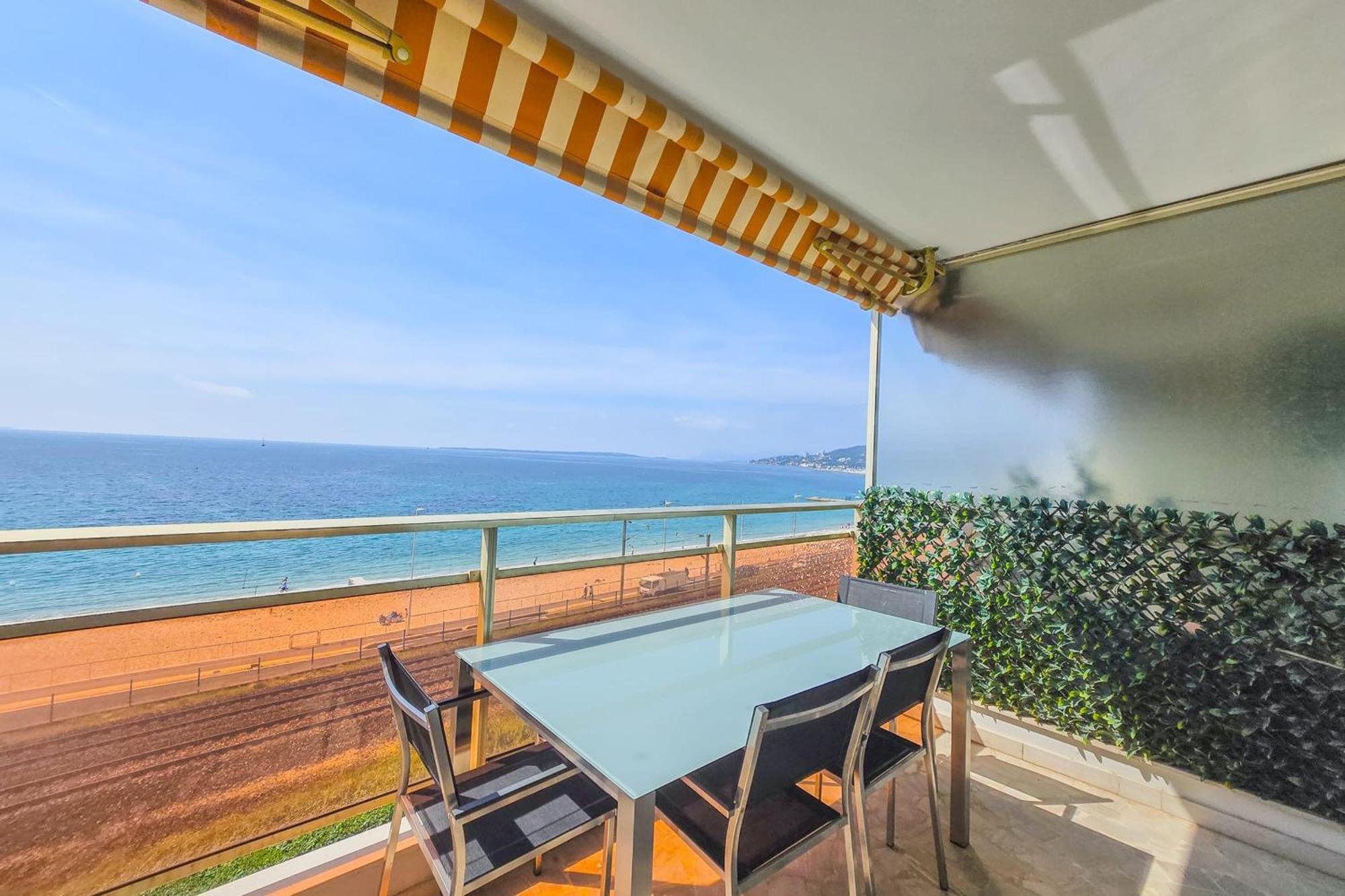 4 Guests Front Of The Sea * Antibes
